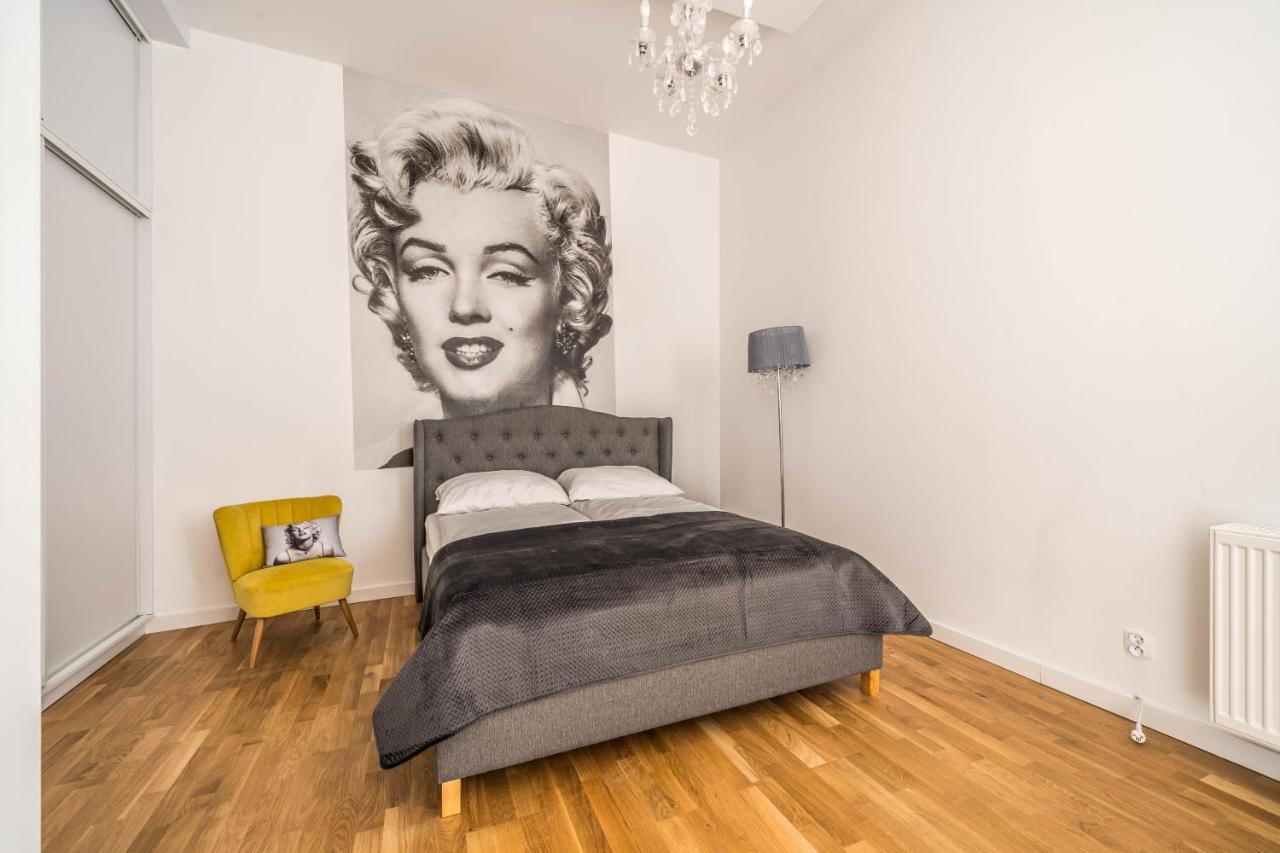 Marilyn W Kamienicy Wicherkiewiczow *